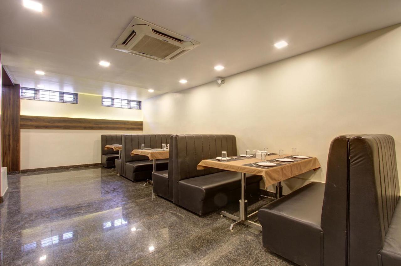 Hotel Le Grande Bijāpur エクステリア 写真