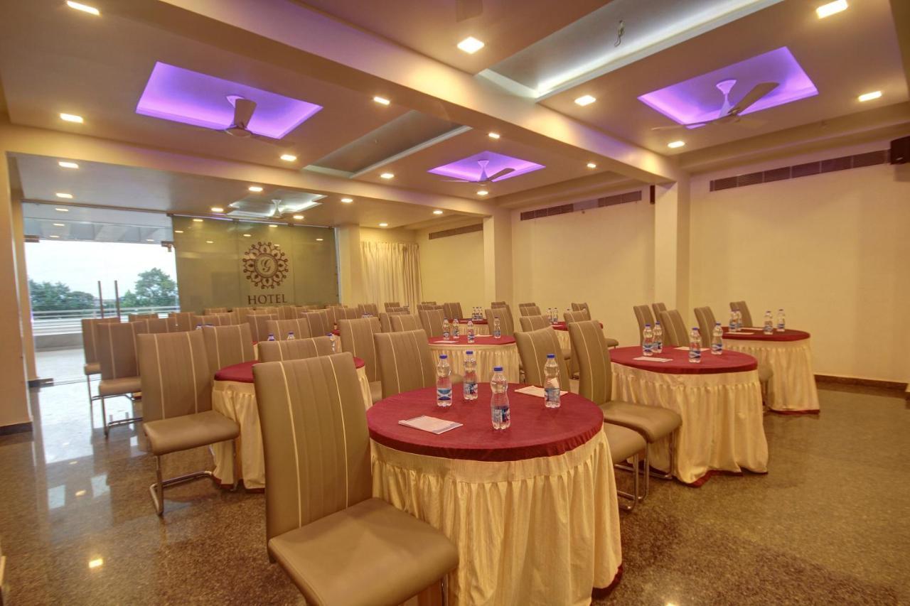 Hotel Le Grande Bijāpur エクステリア 写真
